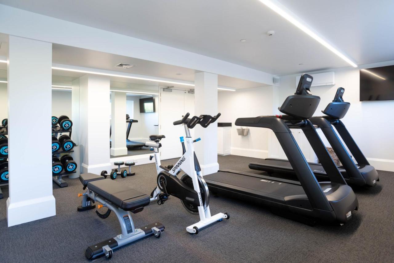 The Observatory Hotel Christchurch Buitenkant foto The gym at the 1001 Club